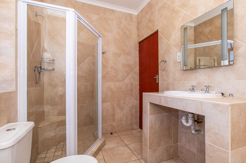 3 Bedroom Property for Sale in Bergvliet Western Cape